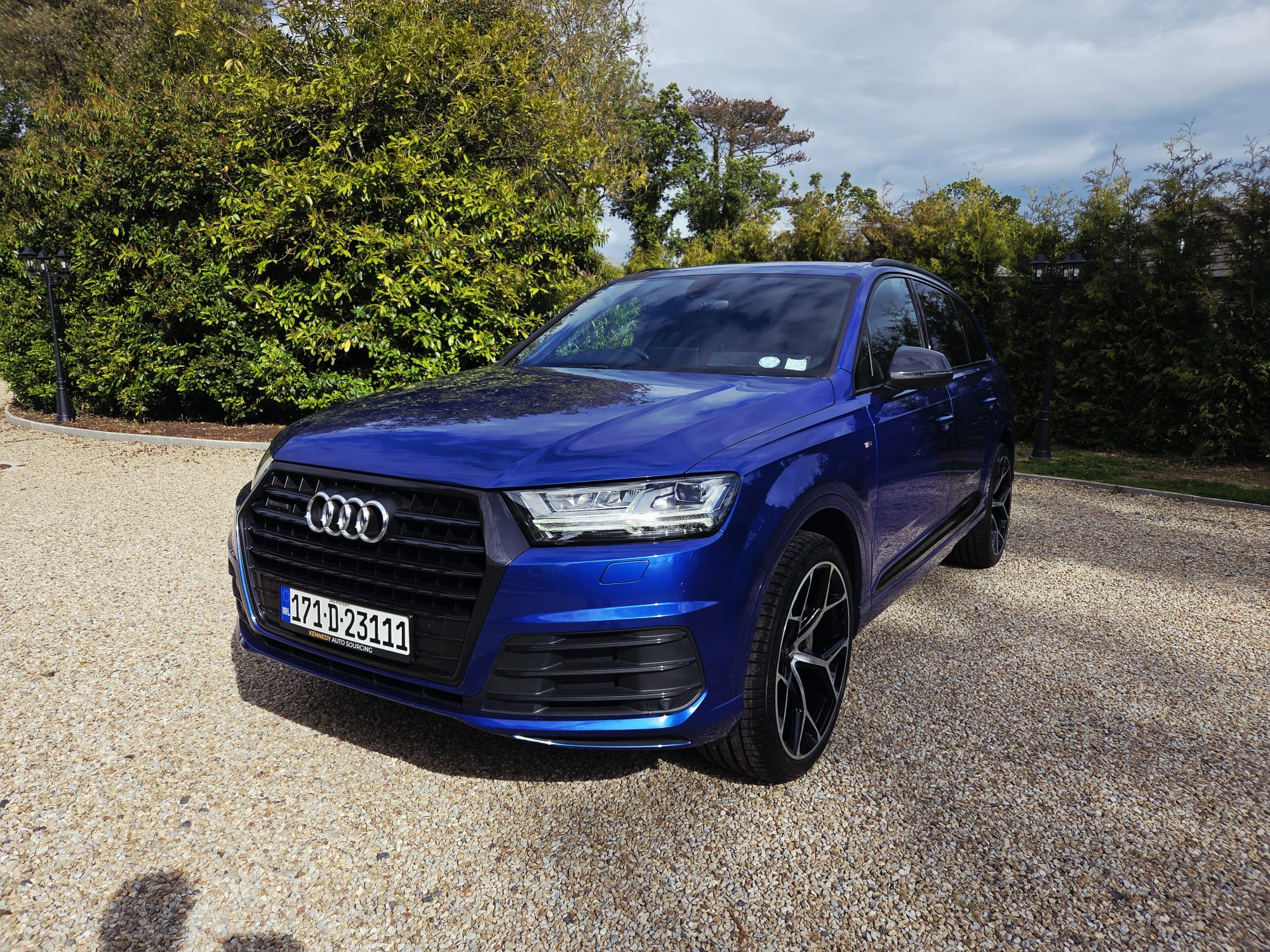 2017 Audi Q7 S-Line Black Edition